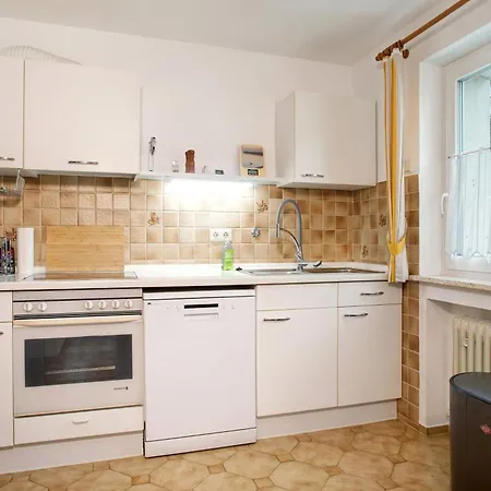Schwenck Apartment *